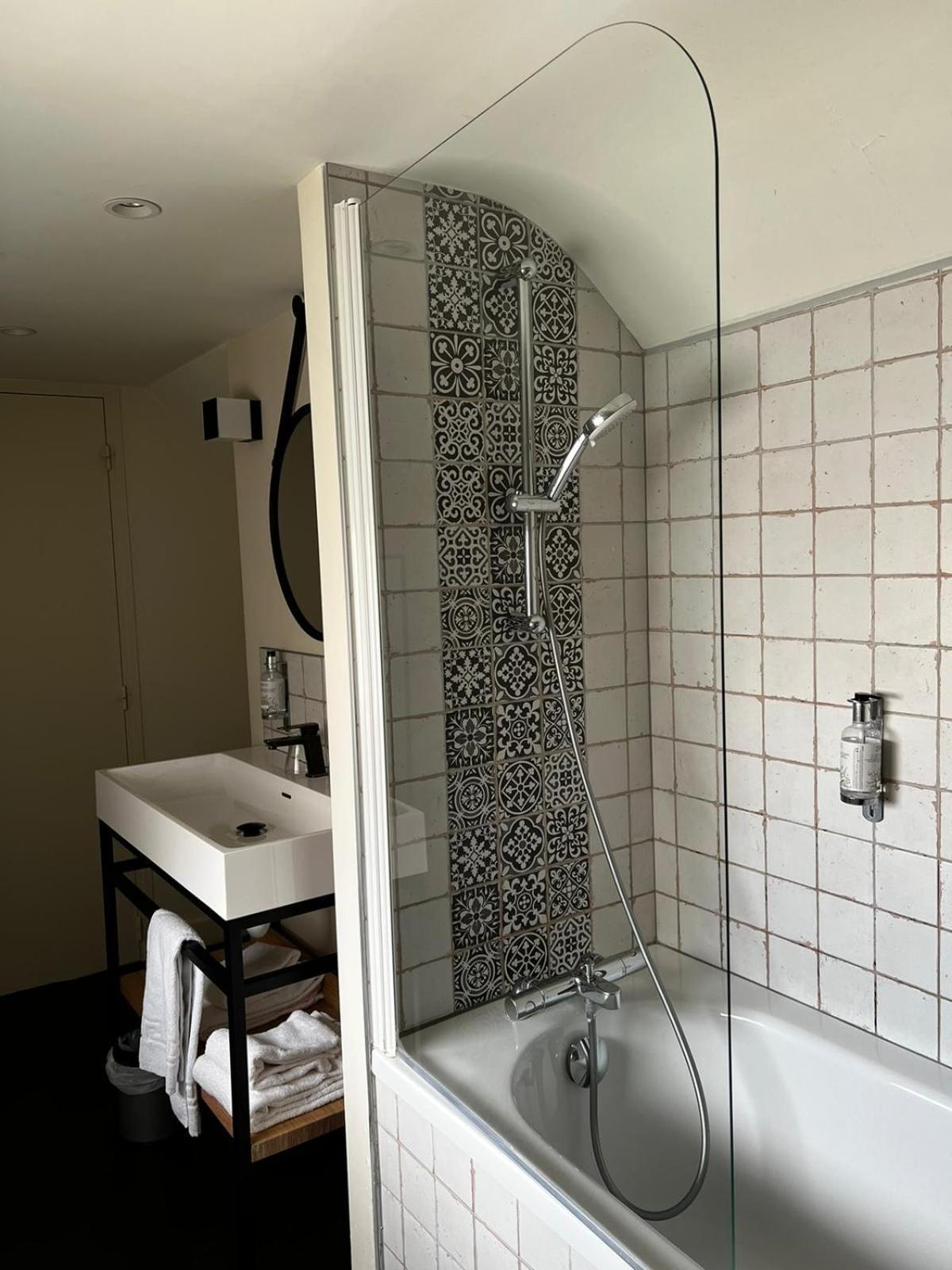 Hotel Saint-Julien Angers Pokoj fotografie